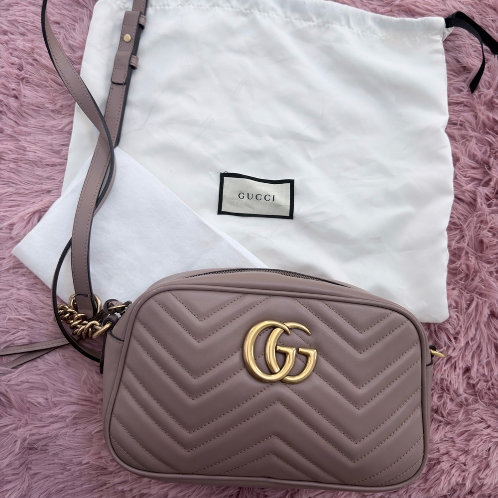 Gucci GG Marmont Mini Camera Bag